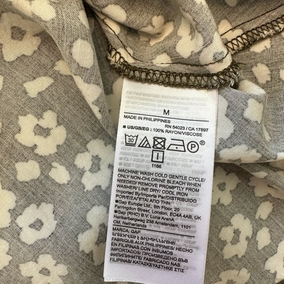 LOT OF 2 - GAP Olive Floral and Black Polka Dot Mini Wrap Skirts - Picture 10 of 10